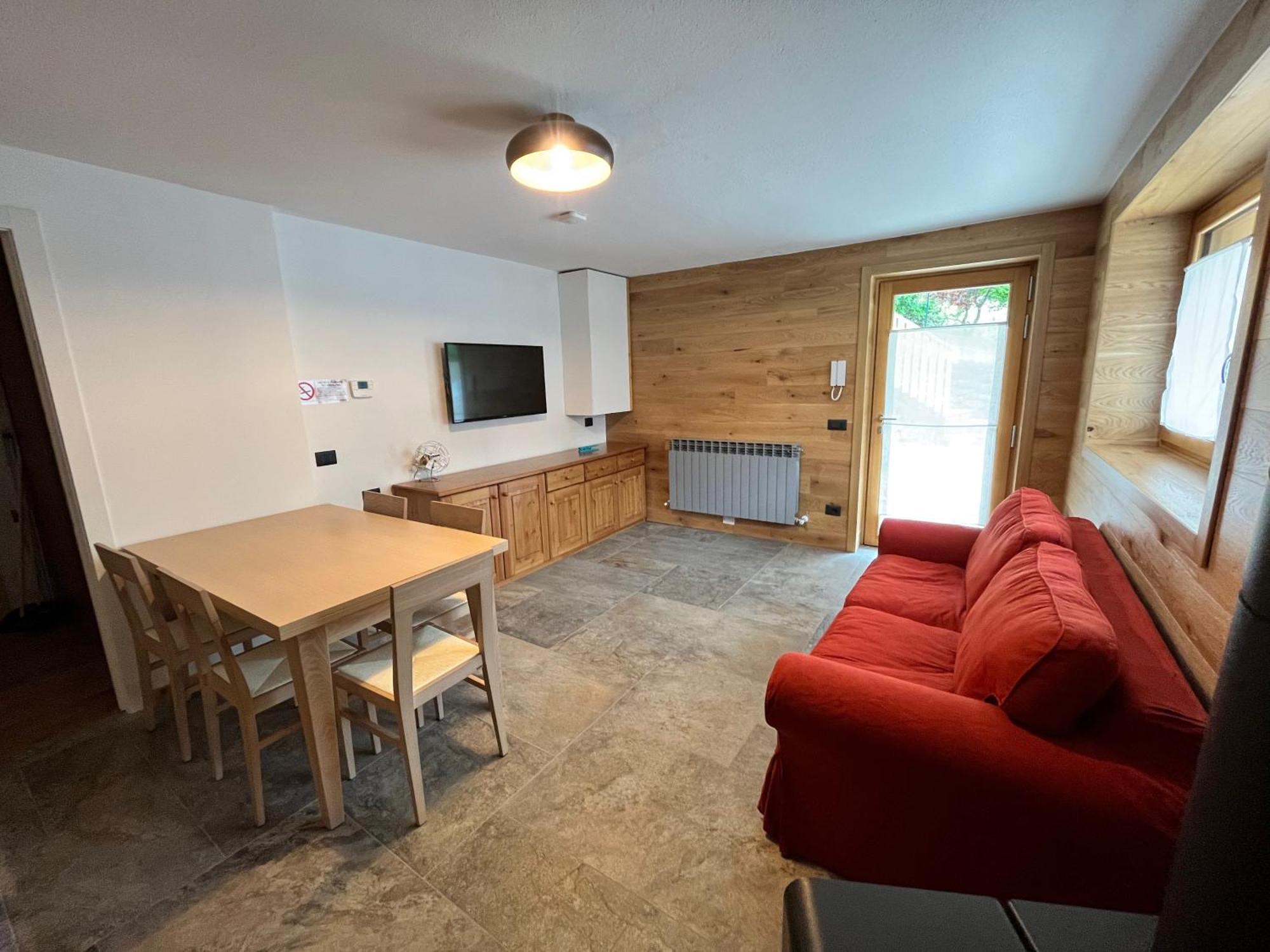 Baitel De Sot E Sura - Apartment Gromo
